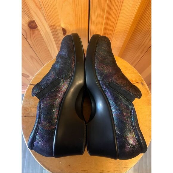 Algeria iridescent clogs size 38 8-8.5 - Picture 7 of 8